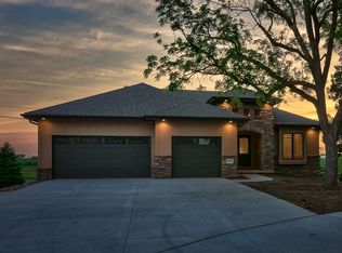 3630 S 203rd St, Omaha, NE 68130