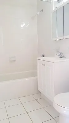 Rented by Area New York | media 6