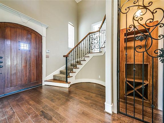 5th image of 1019 Cove Meadow Ct