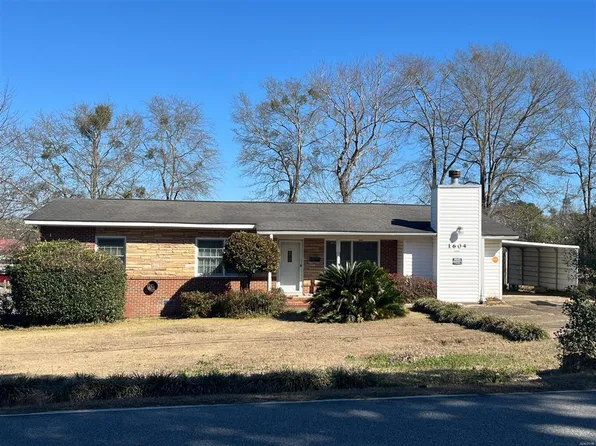 1606 7th St, Phenix City, AL 36869