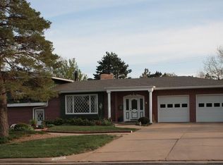 2210 Edgehill Rd, Salina, KS 67401