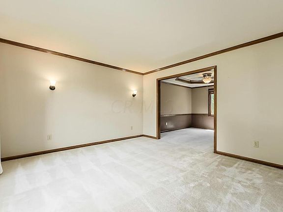 4th image of 1219 Breakers Ct