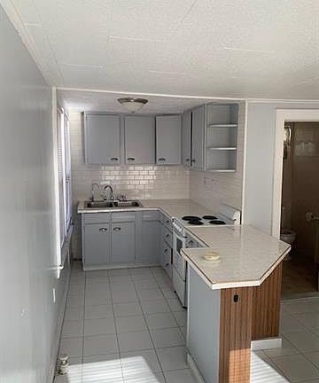 3rd image of 126 W 31st St #10732735