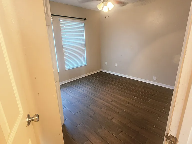 2481 India Blvd — Photo 14