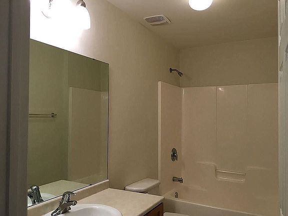 5th image of 3237 Sawtooth Dr