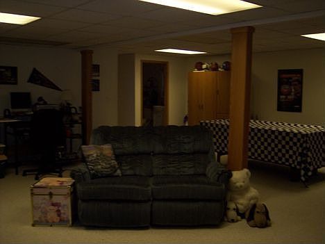 4th image of 727 Jennie Dr