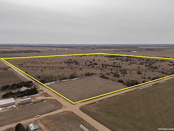 3rd image of 156 / Acres Sw Corner Of 101st Street & 135th
