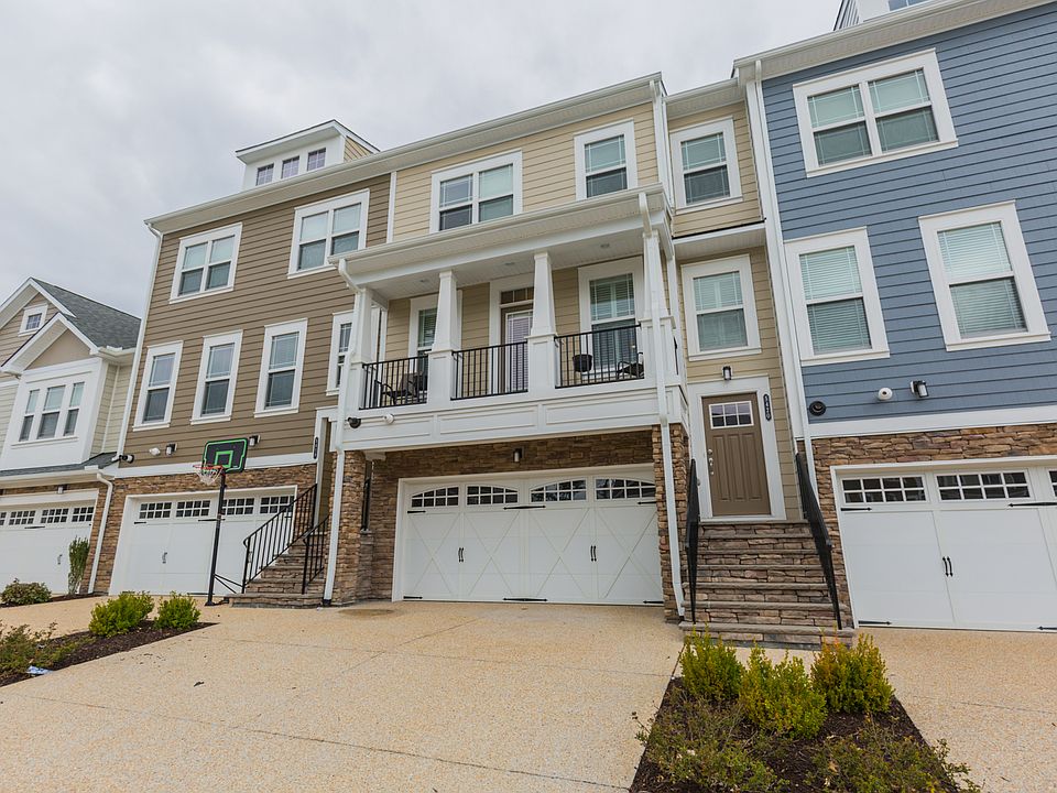 1st image of 5420 Hickory Place Way