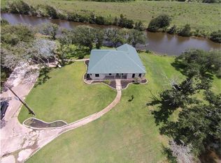 2010 Eagle Rd, Anahuac, TX 77514