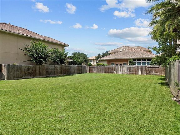 2nd image of 403 Waterford Way