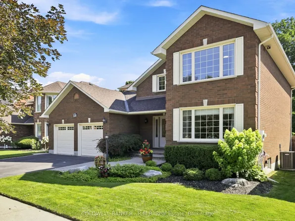 138 Samac Trl, Oshawa, ON L1G 7V9