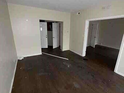 5th image of 7133-7135 S East End Ave