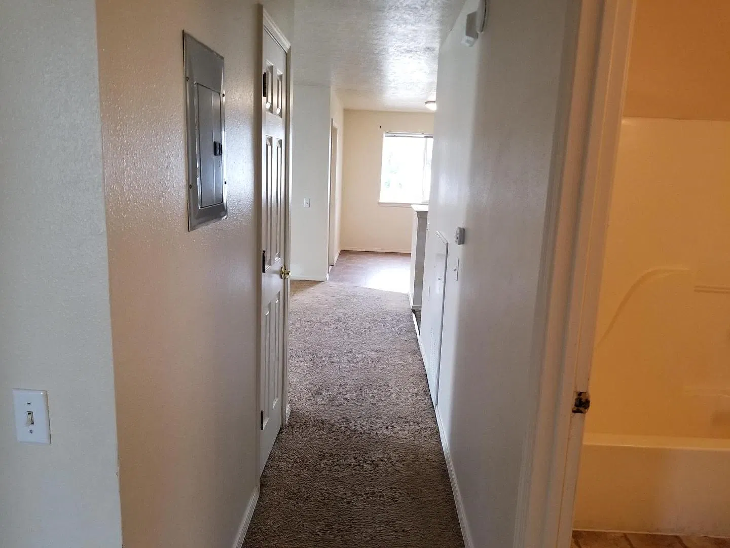 287 Morningside Drive - 4 — Photo 3