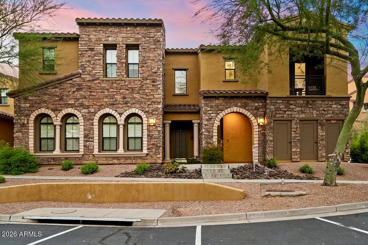 2 bed, 2.0 bath, 1356 sqft, $3,600 — Photo 1