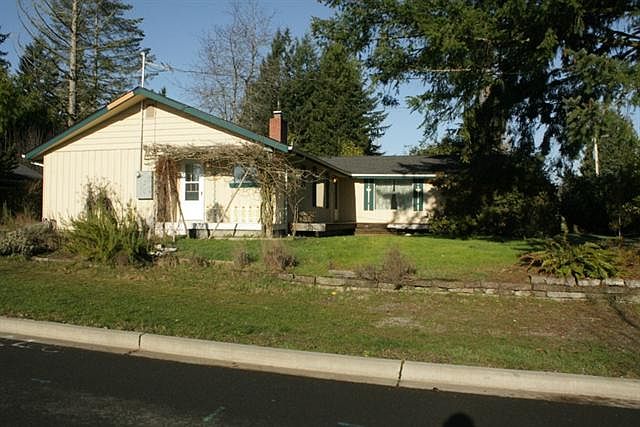 1st image of 2202 Dickinson Ave NW