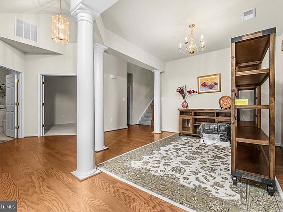 3rd image of 4614 Diamond Ridge Ln