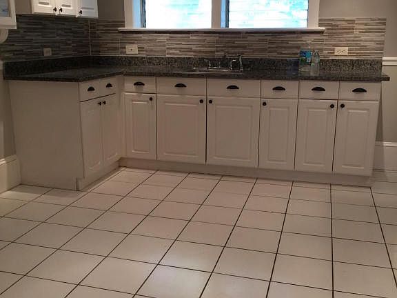 2nd image of 2561 Dellwood Ave APT 4