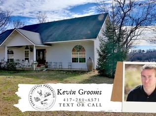 1112 Preacher Town Trl, Mammoth Spring, AR 72554