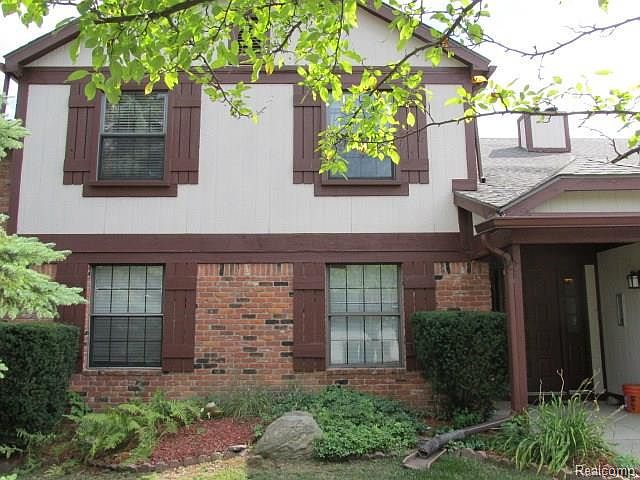 1st image of 7029 Villa Dr #1