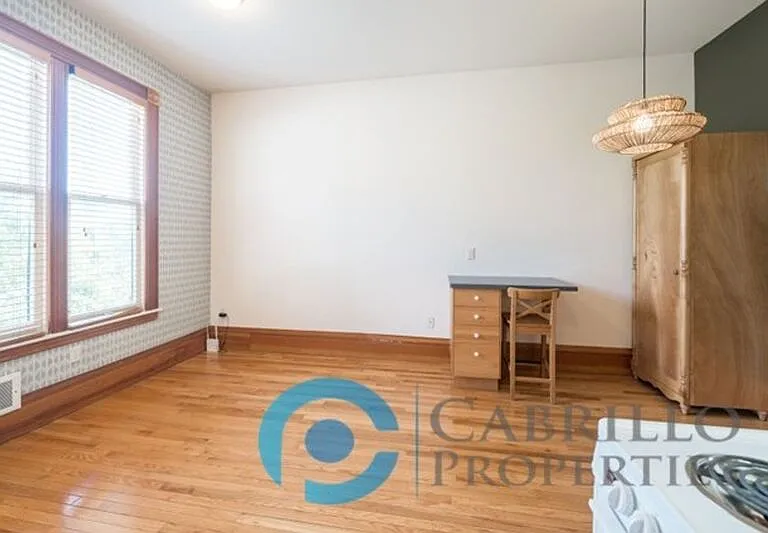 1499 J St — Photo 8