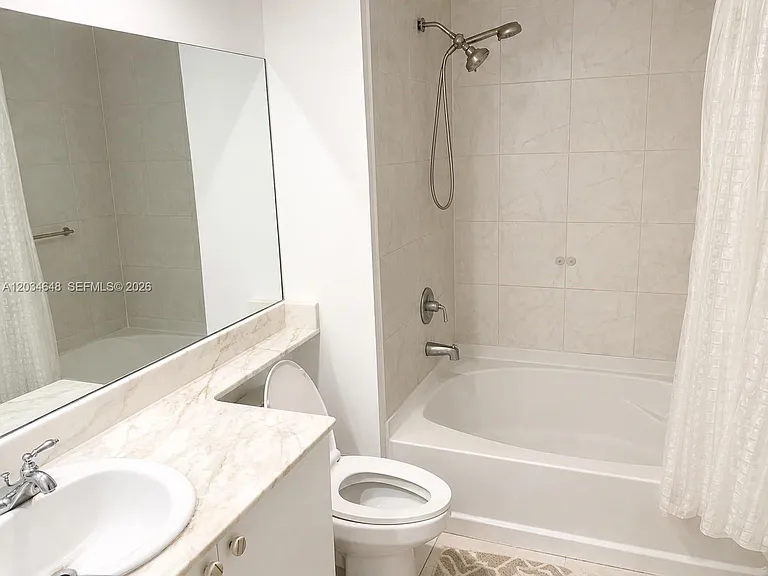 18800 NE 29th Ave #305 — Photo 6