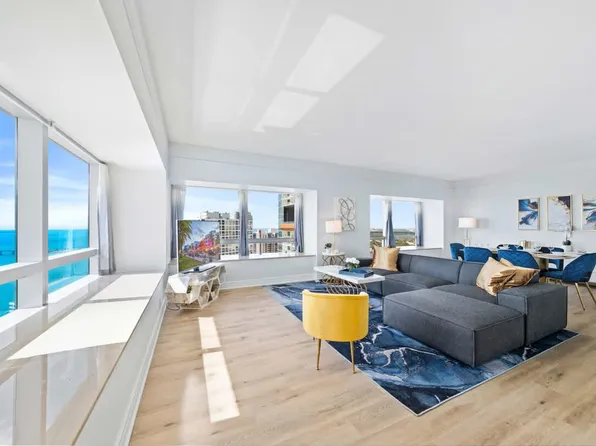 1435 Brickell Ave, Miami, FL