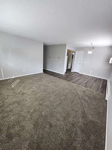 4020 Stannard Dr #8 Photo 1