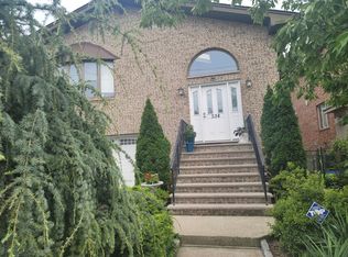 534 1st St FLOOR 1, Palisades Park, NJ 07650