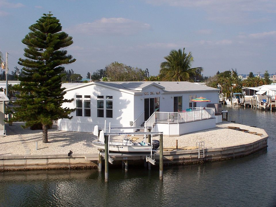 canal side of home