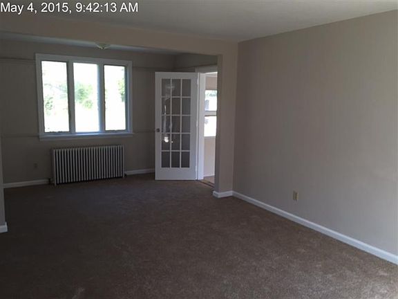 4th image of 580 Laurel St