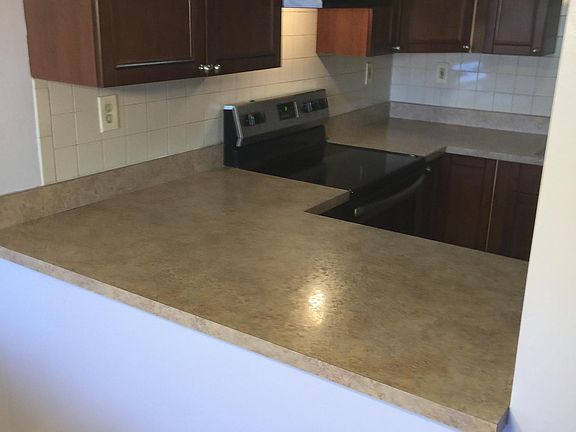 4th image of 569 Washington St APT 103