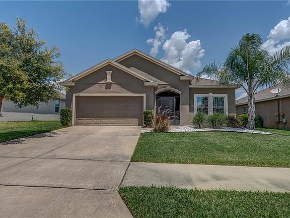 2nd image of 3225 Zander Dr