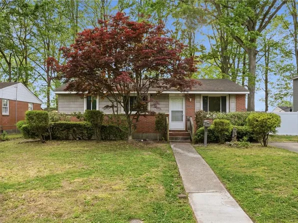 1206 Cleona Dr, Chesapeake, VA 23324
