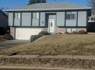 13530 Grover St, Omaha, NE 68144