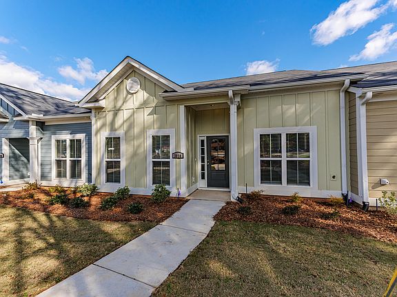 3rd image of 3010 Stanhope Drive