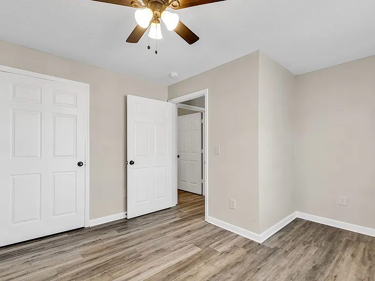 3687 Claypond Rd #D — Photo 46