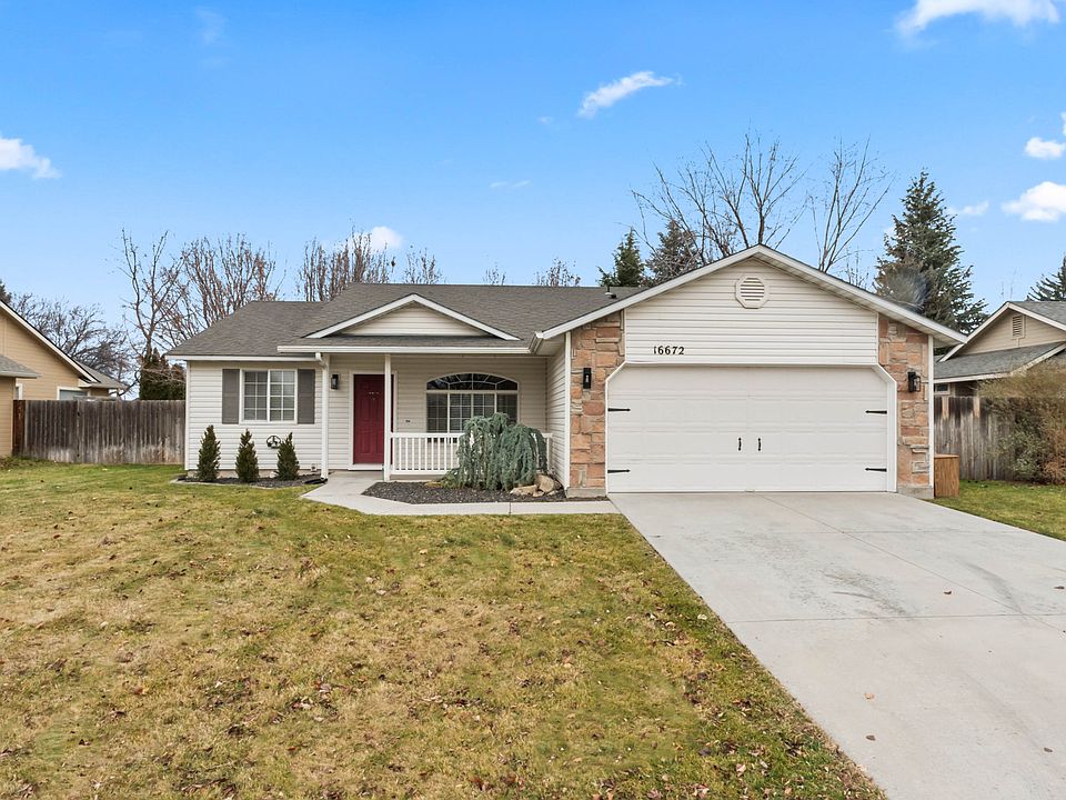 1st image of 16672 N Gentry Dr