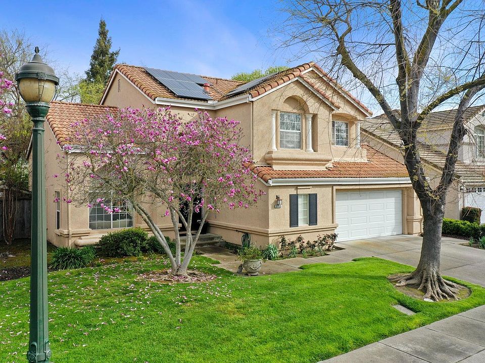 1st image of 3365 Willowbrook Cir