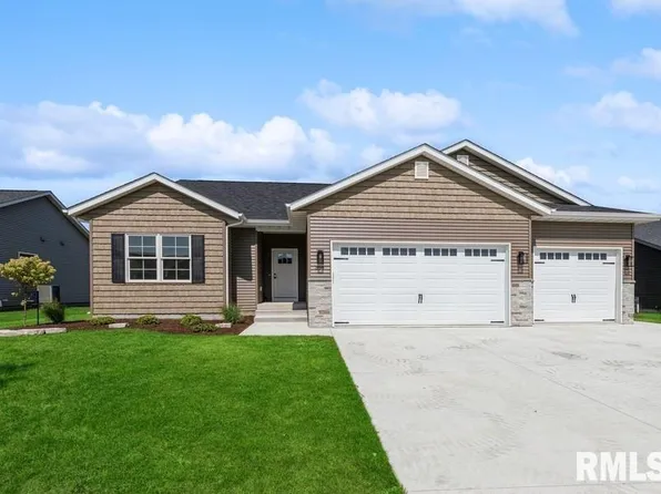 354 W Torrey Pines Dr, Eldridge, IA 52748