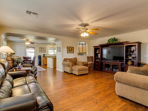 2nd image of 10642 W Daley Ln