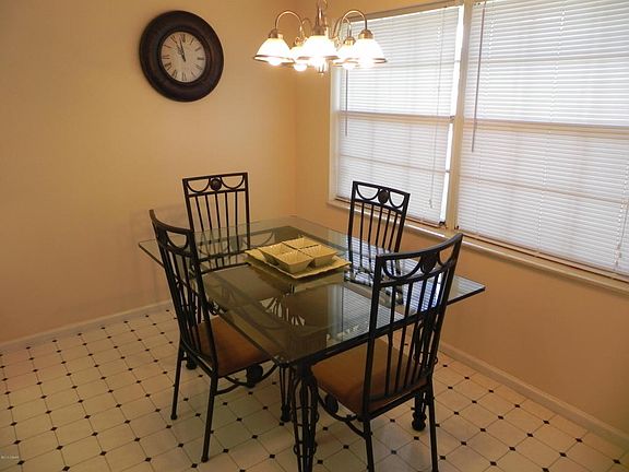 3rd image of 840 Center Ave #120