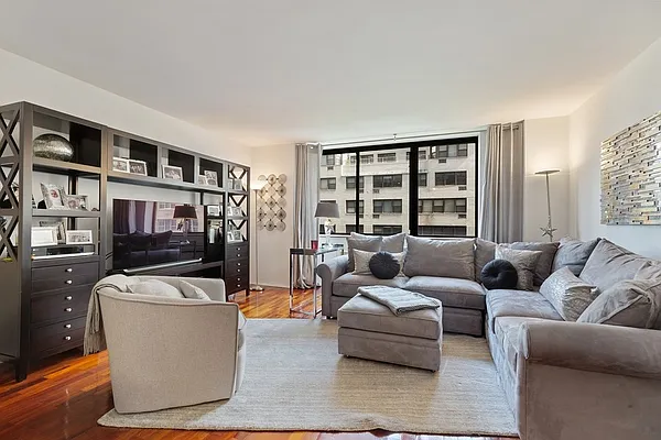 Rented by Corcoran | media 1