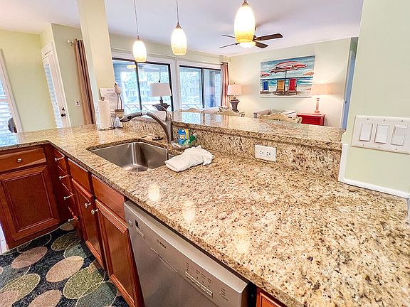 4th image of 4749 Tennis Club Ln
