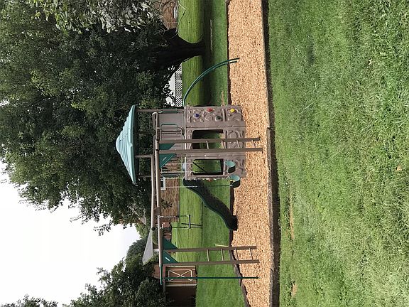 3rd image of 930 E Colonial Manor Dr APT 405