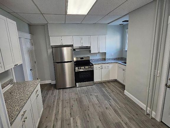 5th image of 418 N 22nd St