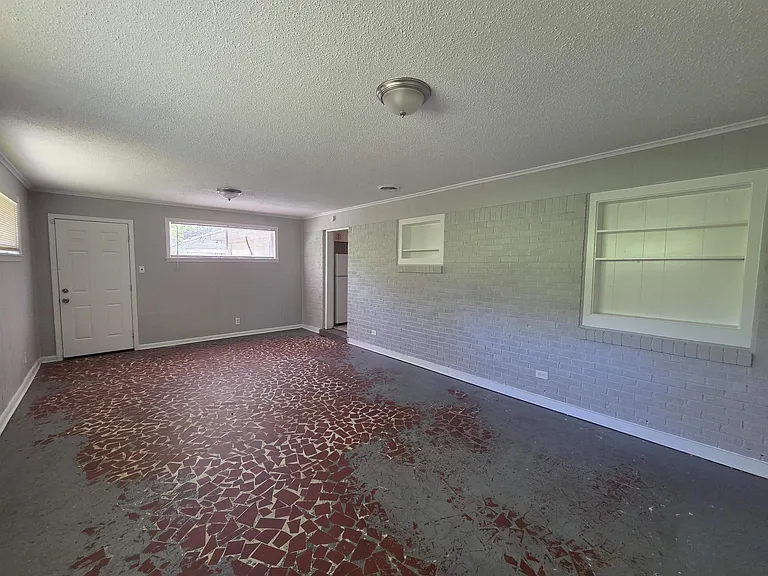 1486 Patterson St — Photo 3