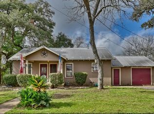 239 N Monroe St, La Grange, TX 78945