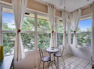 3530 NW 52nd Ave APT 606, Lauderdale Lakes, FL 33319