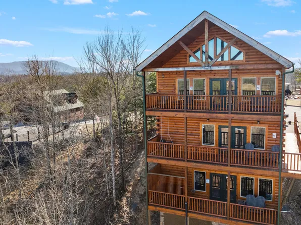 1120 N Trail Dr, Sevierville, TN 37862