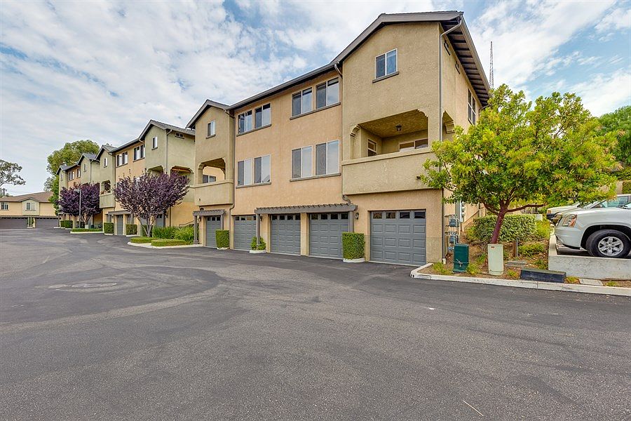 1st image of 545 Paseo Bella Montana